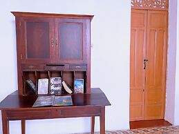 Historic House Hotel