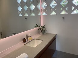 Amila Dive Beach Resort