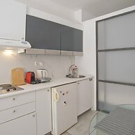 Milanou Glyfada G1 First