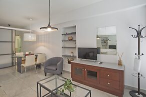 Milanou Glyfada G1 First