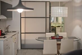 Milanou Glyfada G1 First