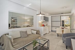 Milanou Glyfada G1 First