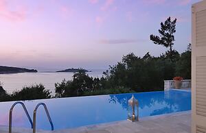 The Artist s House in Paxi