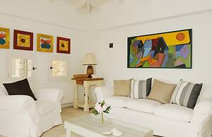 The Artist s House in Paxi