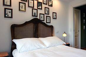 Homethic Piramide in Rome