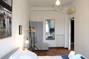 Homethic Piramide in Rome