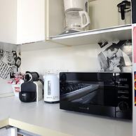 Homethic Piramide in Rome