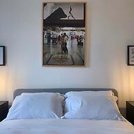 Homethic Piramide in Rome