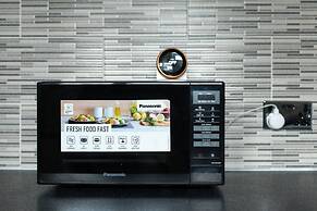 Skyvillion - 2bed House W Grdn&parking In Hatfield