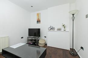 Skyvillion - 2bed House W Grdn&parking In Hatfield