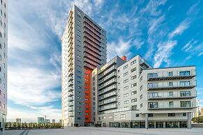 Skyvillion - River View Mins To O2 & London Excel