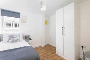 Skyvillion - Huge 4bed Apartment Wbalcony - Parking