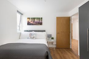 Skyvillion - Huge 4bed Apartment Wbalcony - Parking