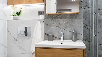 Złota Apartments City Centre by Sun & Snow