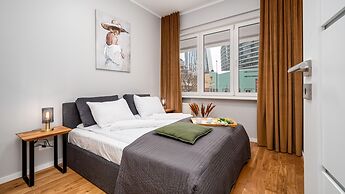 Złota Apartments City Centre by Sun & Snow