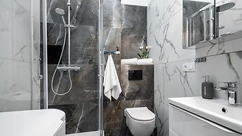 Złota Apartments City Centre by Sun & Snow