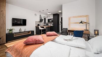 Złota Apartments City Centre by Sun & Snow