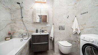 Złota Apartments City Centre by Sun & Snow