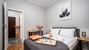 Złota Apartments City Centre by Sun & Snow