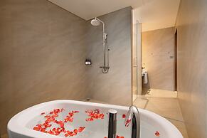 Wyndham Garden Sonasea Van Don