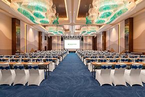 Wyndham Garden Sonasea Van Don