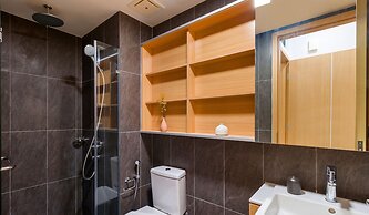 The Luxe & The Colony, KLCC