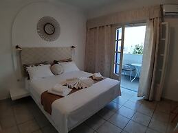 Summer Holiday by Atalos Suites