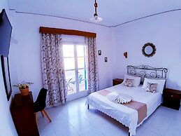 Summer Holiday by Atalos Suites