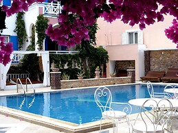 Summer Holiday by Atalos Suites