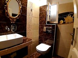 Summer Holiday by Atalos Suites