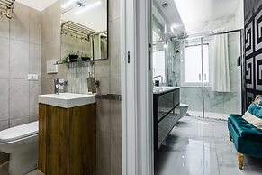 Azzurra Seaview House With Terrace by Wonderful Italy