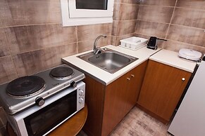 City Center Simple Apartment Stay