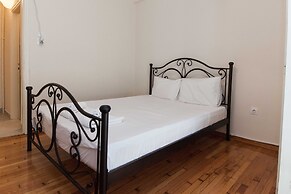 City Center Simple Apartment Stay