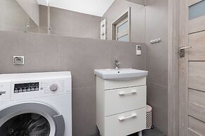 Gdańsk City Center Modern by Renters