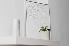 Gdańsk City Center Modern by Renters