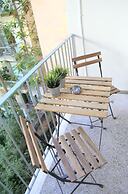 City Break Apartments 302 Nestled in the Heart of Athens