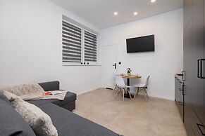 Studio by Galeria Katowicka by Renters