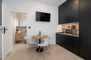 Studio by Galeria Katowicka by Renters