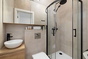 Studio by Galeria Katowicka by Renters