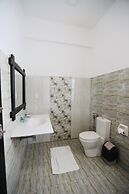 Twenty- Two Dazzle Bay