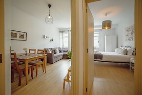 Alegria Flat City Center by Vacationy