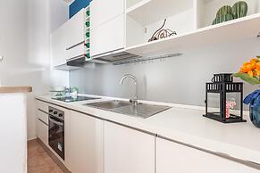 3688 Casa Fortuna by Barbarhouse