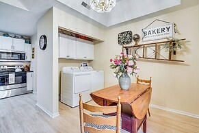 Zanesville Apartment w/ Porch - 3 Mi to Downtown!