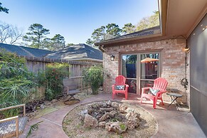 Dog-friendly Cypress Vacation Rental w/ Lanai!