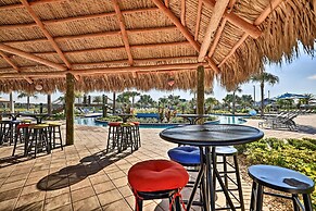 Kissimmee Getaway w/ Pool Access: 5 Mi to Disney