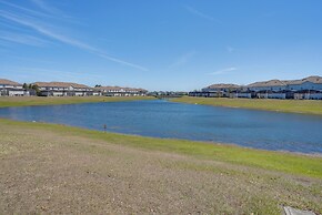 Kissimmee Getaway w/ Pool Access: 5 Mi to Disney