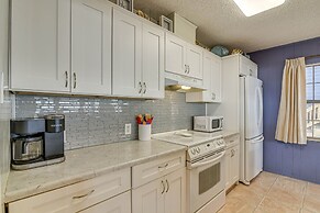 Gulf Coast Views: Waterfront Surfside Beach Home!