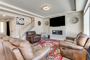 17 Mi to Downtown Denver: Modern Aurora Home!