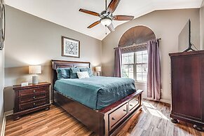 Spacious Branson West Retreat: Pool & Golf Access!