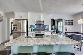 Family-friendly Stockbridge Home By Amphitheater!